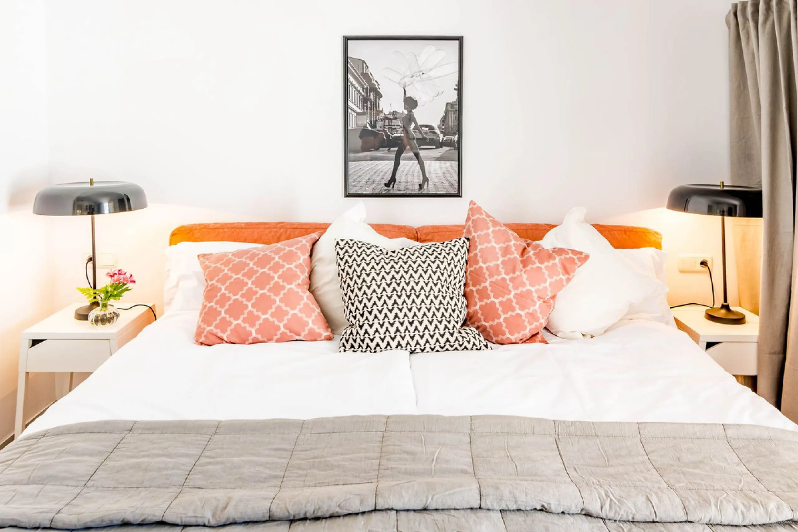 A superb west facing renovated duplex penthouse for sale in the popular El Dorado urbanisation in Nueva Andalucia, close to Puerto Banus
