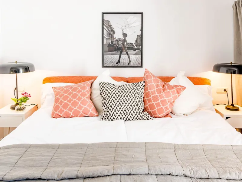 A superb west facing renovated duplex penthouse for sale in the popular El Dorado urbanisation in Nueva Andalucia, close to Puerto Banus