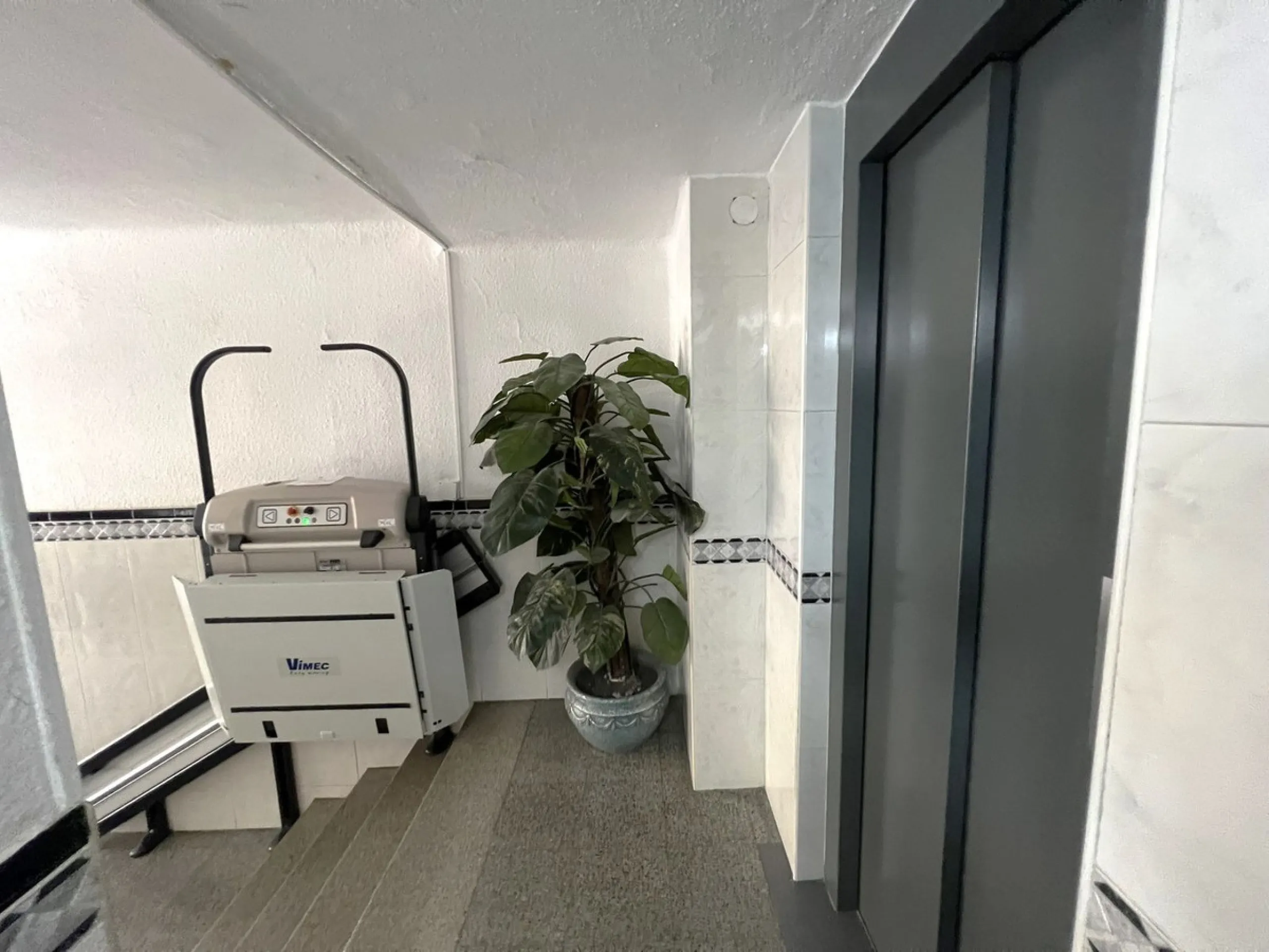 Apartment - Middle Floor Apartment в продаже в Fuengirola, Málaga. В доме 2 спален и 1 ванных комнат. Площадь дома 78 м²