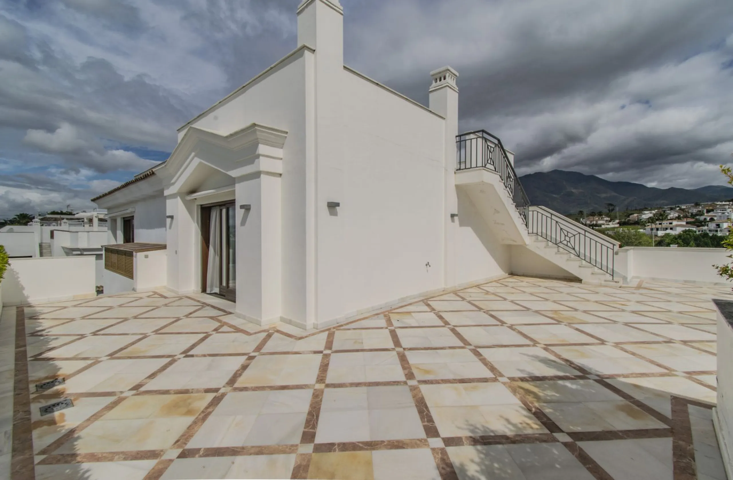 UNIQUE BEACHFRONT PROPERTY WITH SEA VIEWS