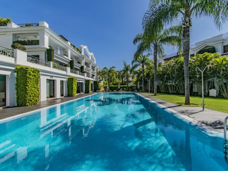 UNIQUE BEACHFRONT PROPERTY WITH SEA VIEWS