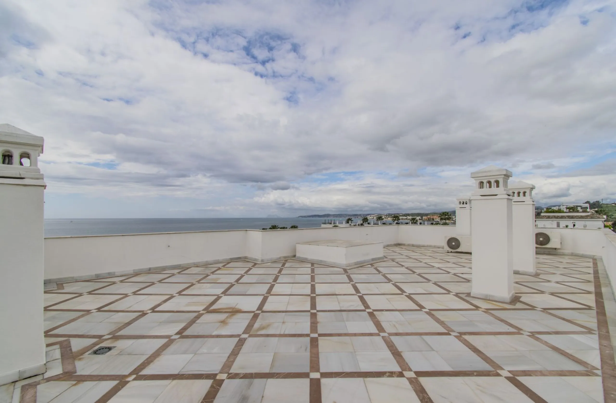 UNIQUE BEACHFRONT PROPERTY WITH SEA VIEWS