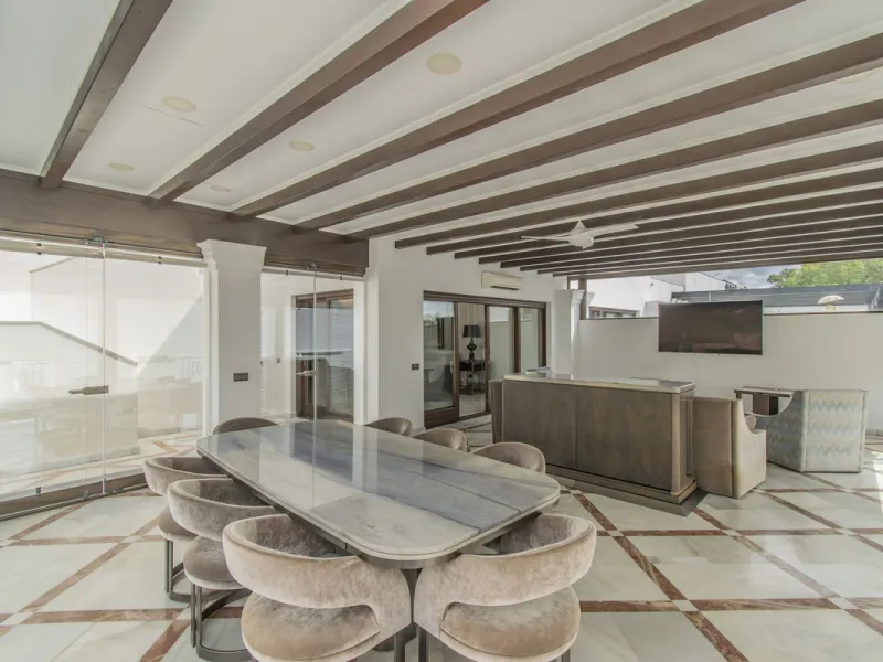 UNIQUE BEACHFRONT PROPERTY WITH SEA VIEWS