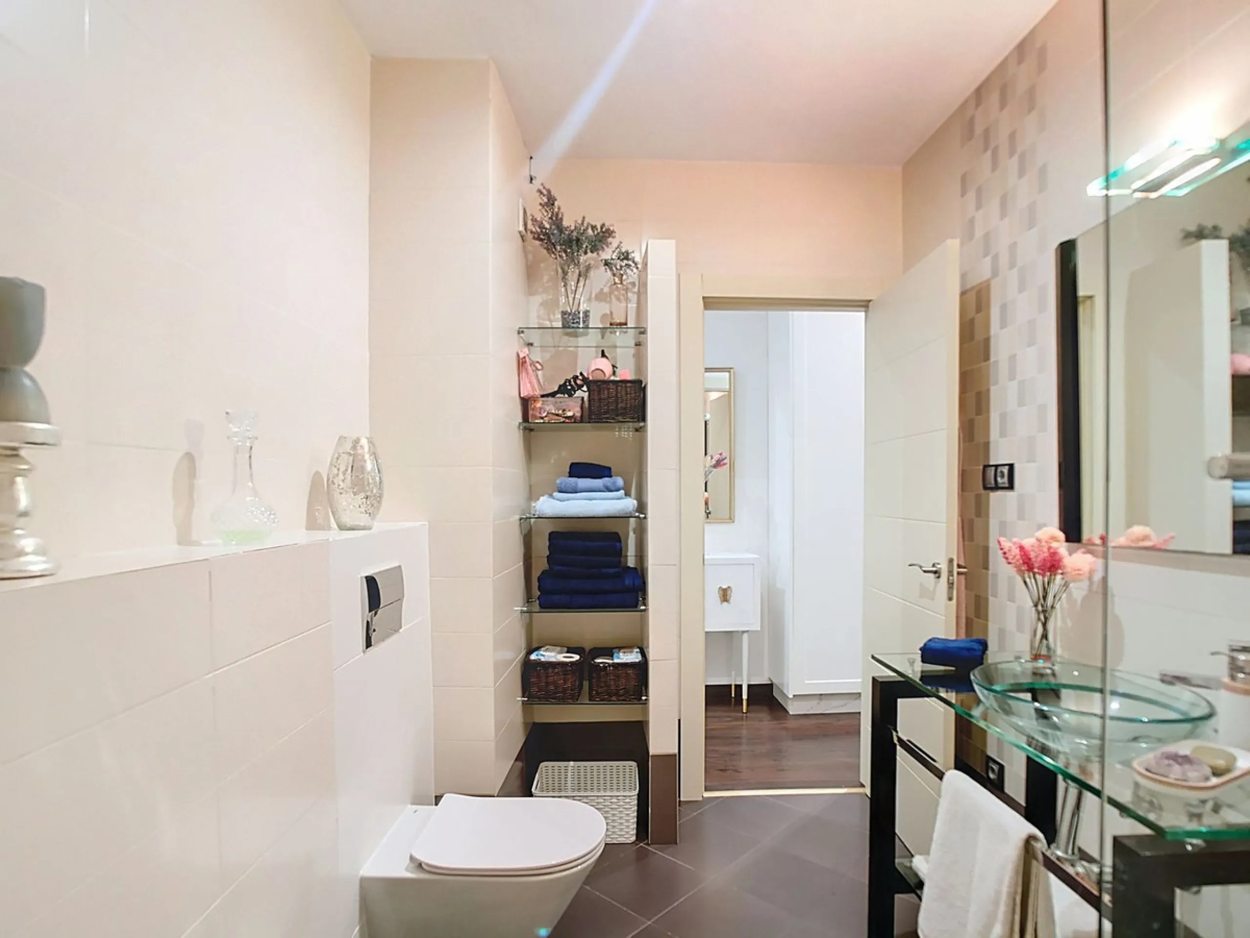 Apartment - Middle Floor Apartment в продаже в Málaga, Málaga. В доме 3 спален и 2 ванных комнат. Площадь дома 148 м²