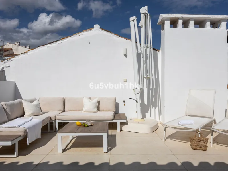 Discover this beautifully renovated duplex penthouse perfectly positioned in the vibrant heart of Puerto Banús, boasting spectacular views directly over the iconic marina.