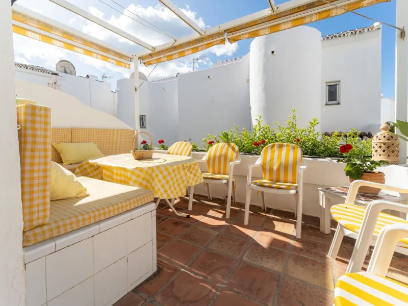 Charming Corner Townhouse by the Beach – Riviera del Sol