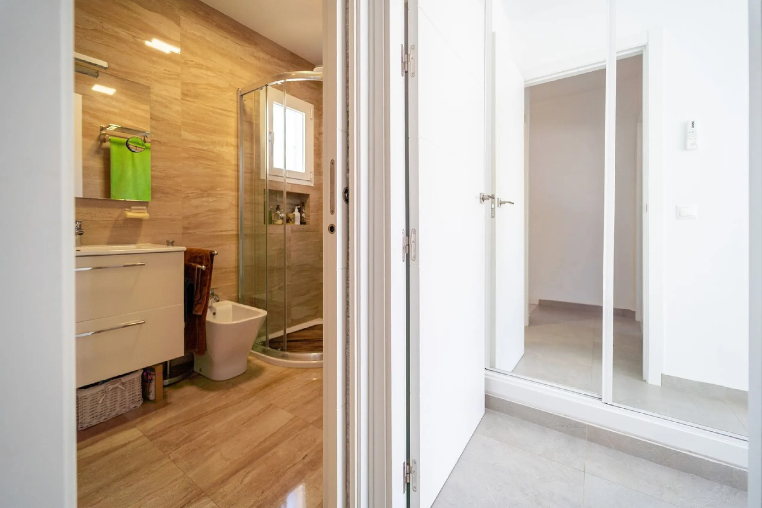 Charming Corner Townhouse by the Beach – Riviera del Sol