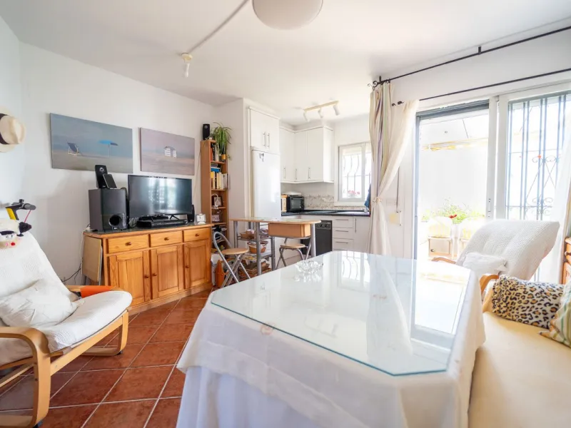 Charming Corner Townhouse by the Beach – Riviera del Sol