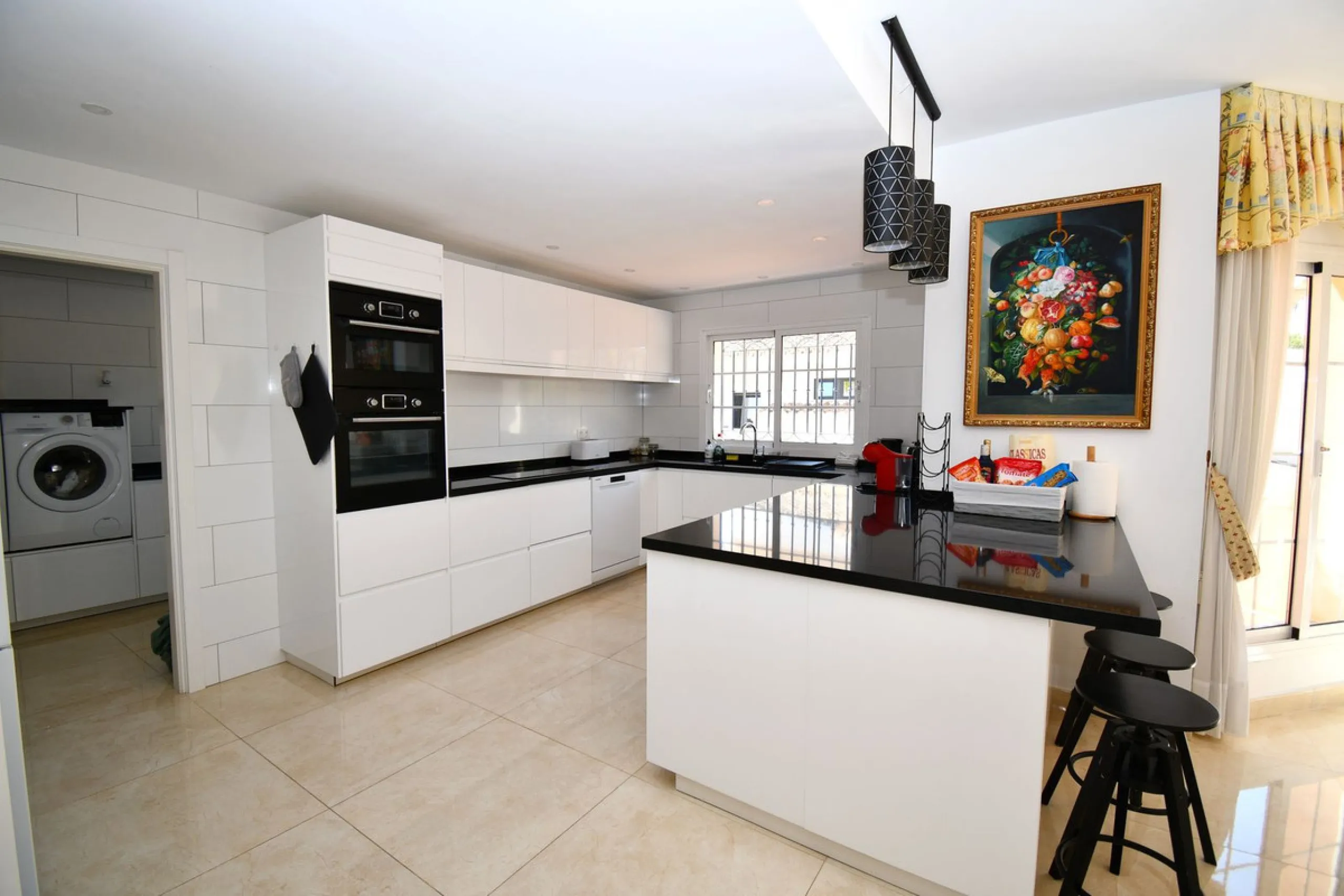 This impressive, front-line golf, 9 bedroom, 10 bathroom villa offers over 700m2 of living and entertainment space and sits on a spacious plot of 1,300m2.  This villa has 8 ensuite bedrooms, offering family/guests their own space and privacy.  All indoor 