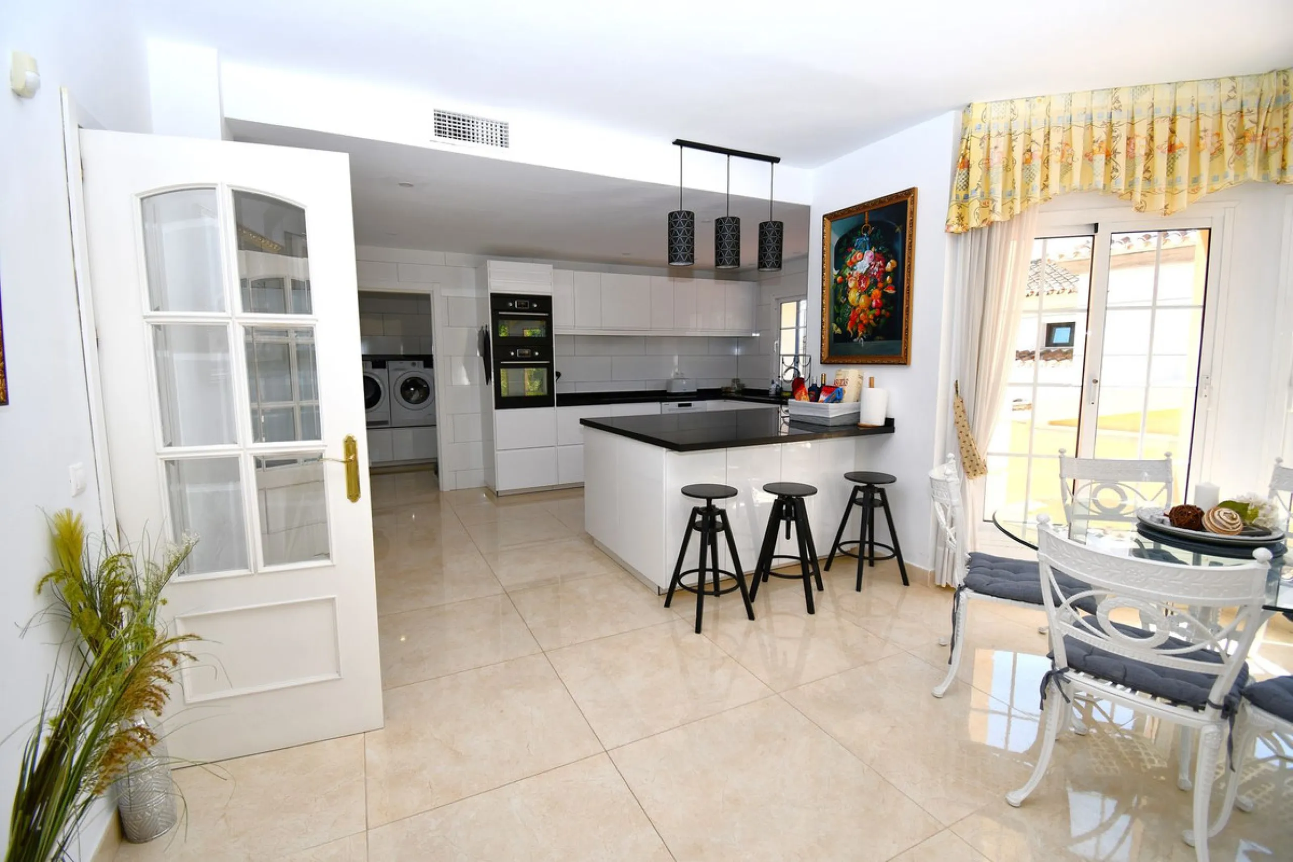 This impressive, front-line golf, 9 bedroom, 10 bathroom villa offers over 700m2 of living and entertainment space and sits on a spacious plot of 1,300m2.  This villa has 8 ensuite bedrooms, offering family/guests their own space and privacy.  All indoor 