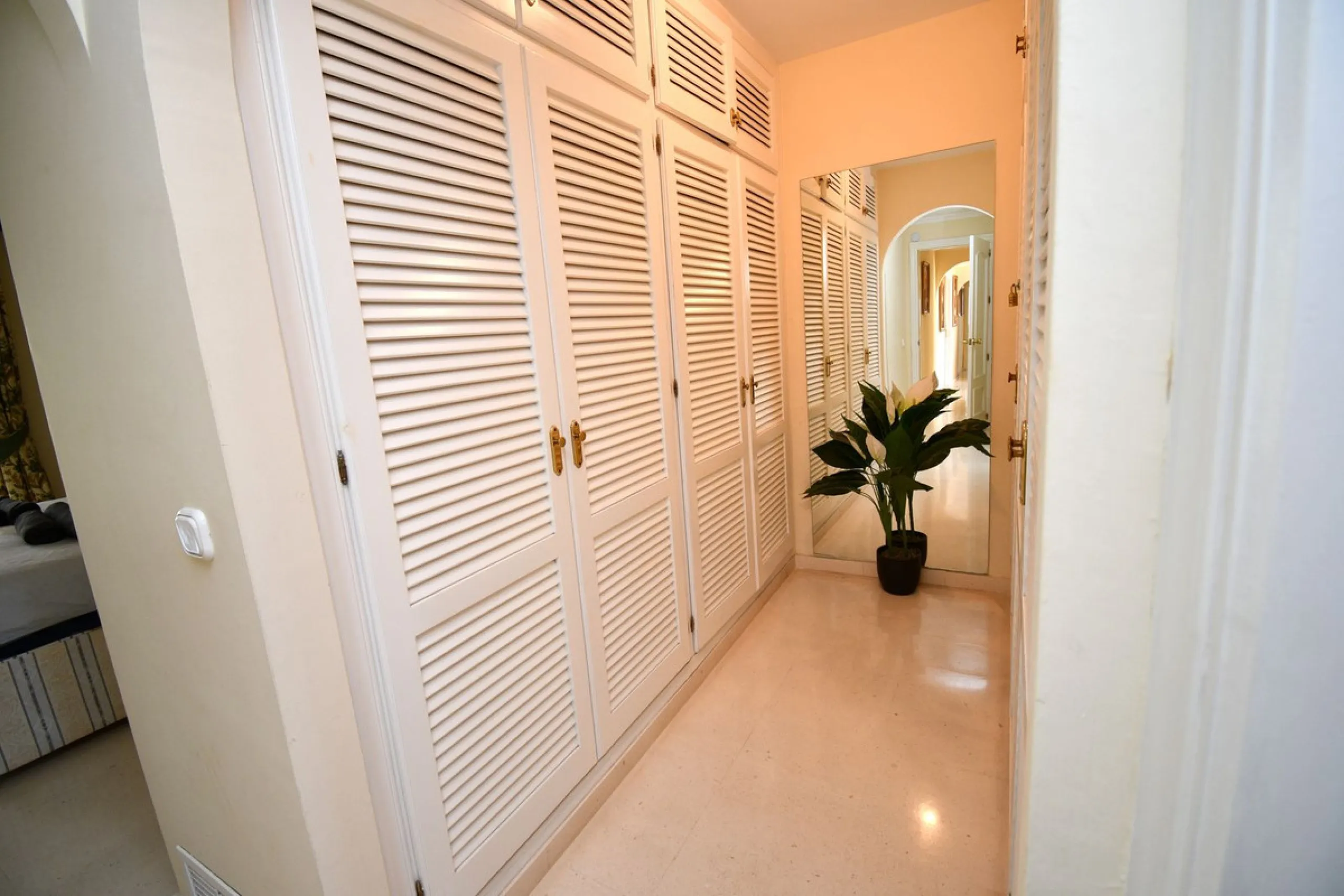 This impressive, front-line golf, 9 bedroom, 10 bathroom villa offers over 700m2 of living and entertainment space and sits on a spacious plot of 1,300m2.  This villa has 8 ensuite bedrooms, offering family/guests their own space and privacy.  All indoor 