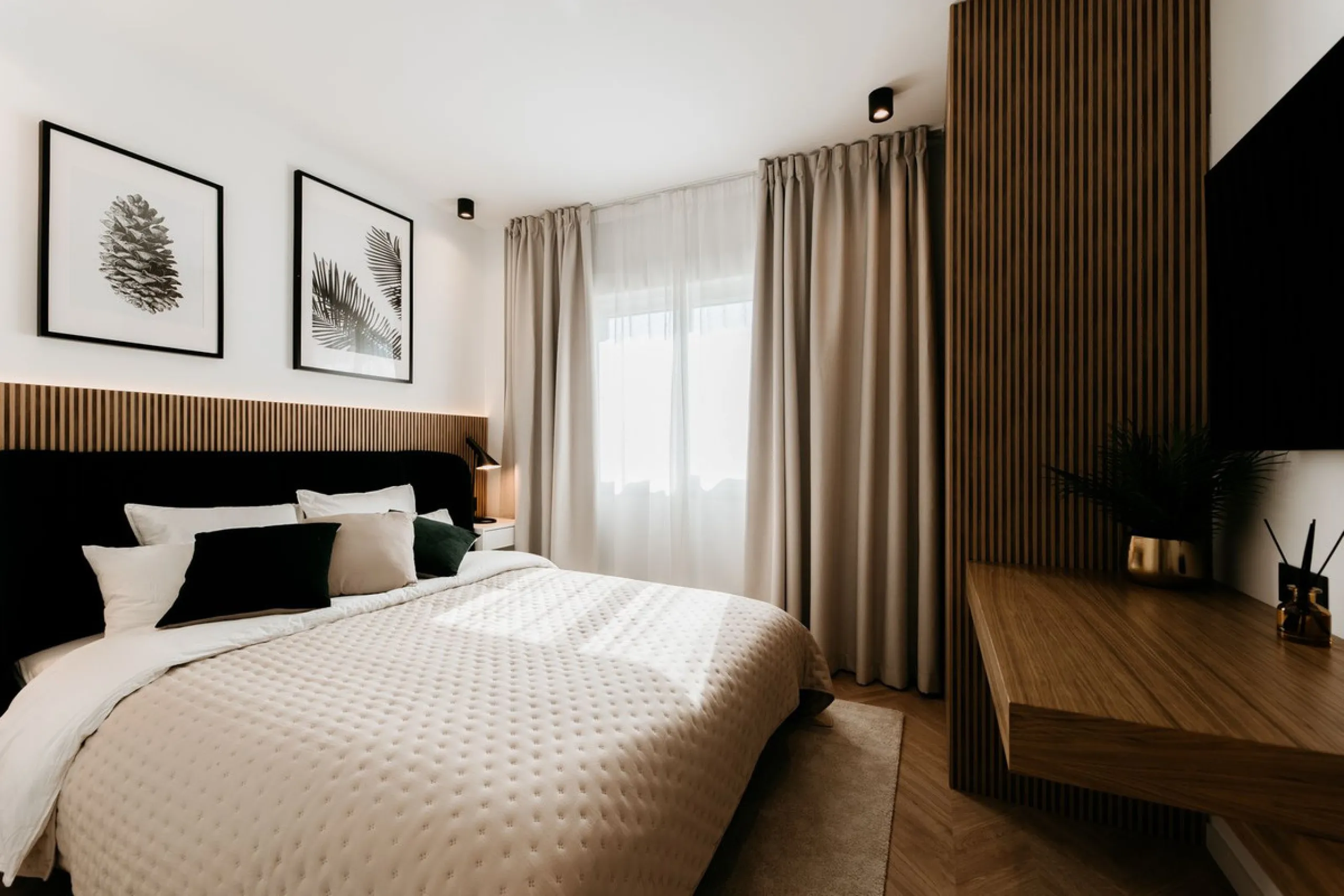 Apartment - Penthouse Duplex в продаже в Benahavís, Málaga. В доме 3 спален и 3 ванных комнат. Площадь дома 160 м²