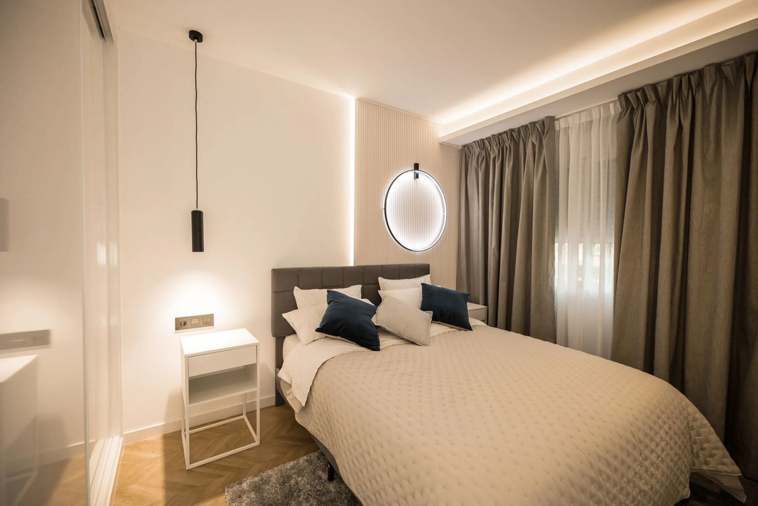 Apartment - Penthouse Duplex в продаже в Benahavís, Málaga. В доме 3 спален и 3 ванных комнат. Площадь дома 160 м²