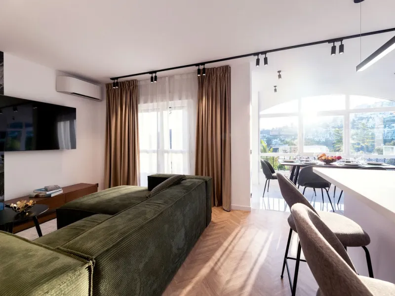 Apartment - Penthouse Duplex в продаже в Benahavís, Málaga. В доме 3 спален и 3 ванных комнат. Площадь дома 160 м²