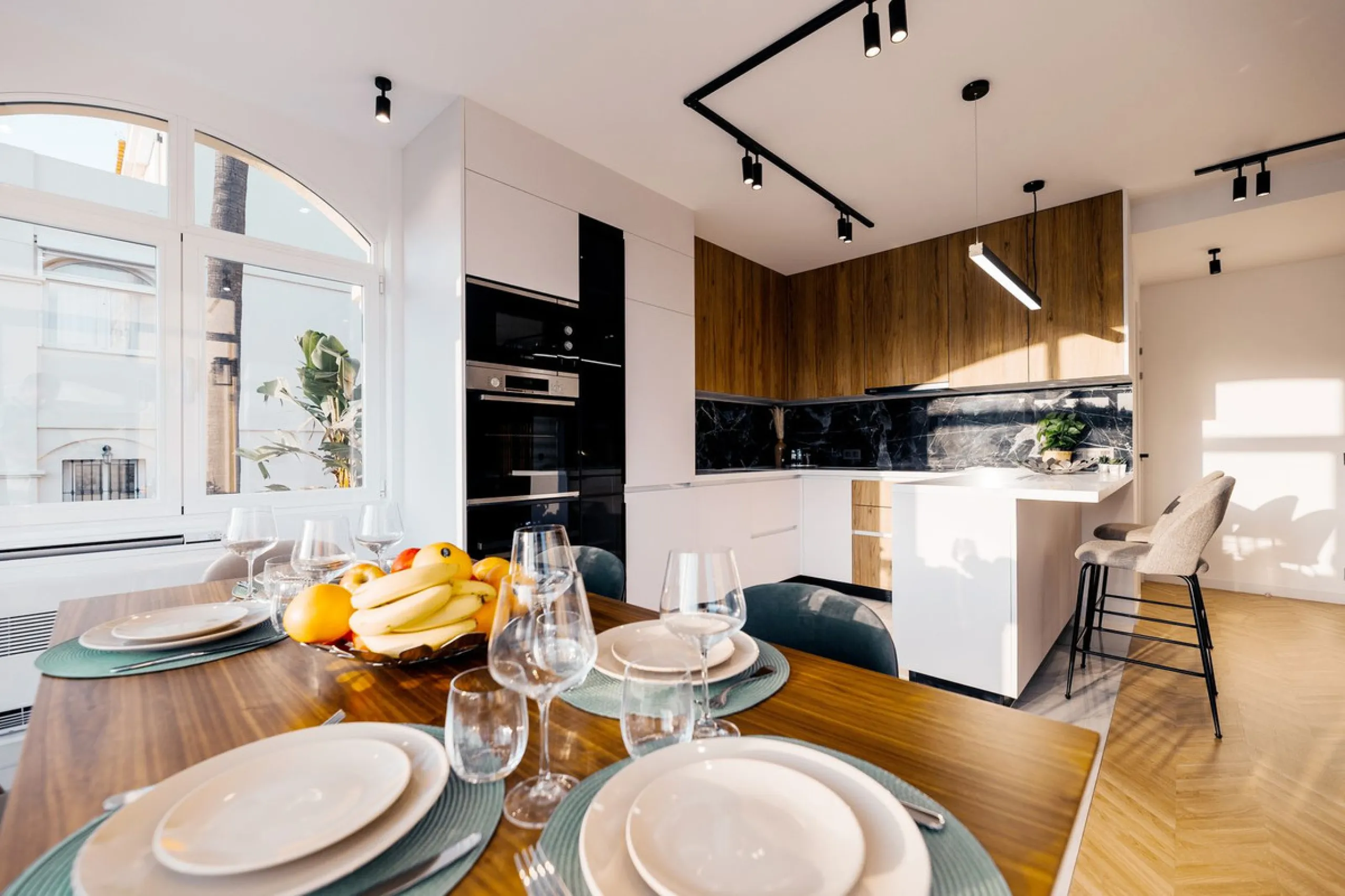 Apartment - Penthouse Duplex в продаже в Benahavís, Málaga. В доме 3 спален и 3 ванных комнат. Площадь дома 160 м²
