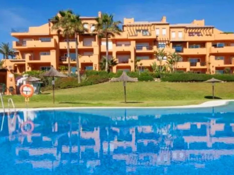 Ground Floor Apartment, La Duquesa, Costa del Sol.