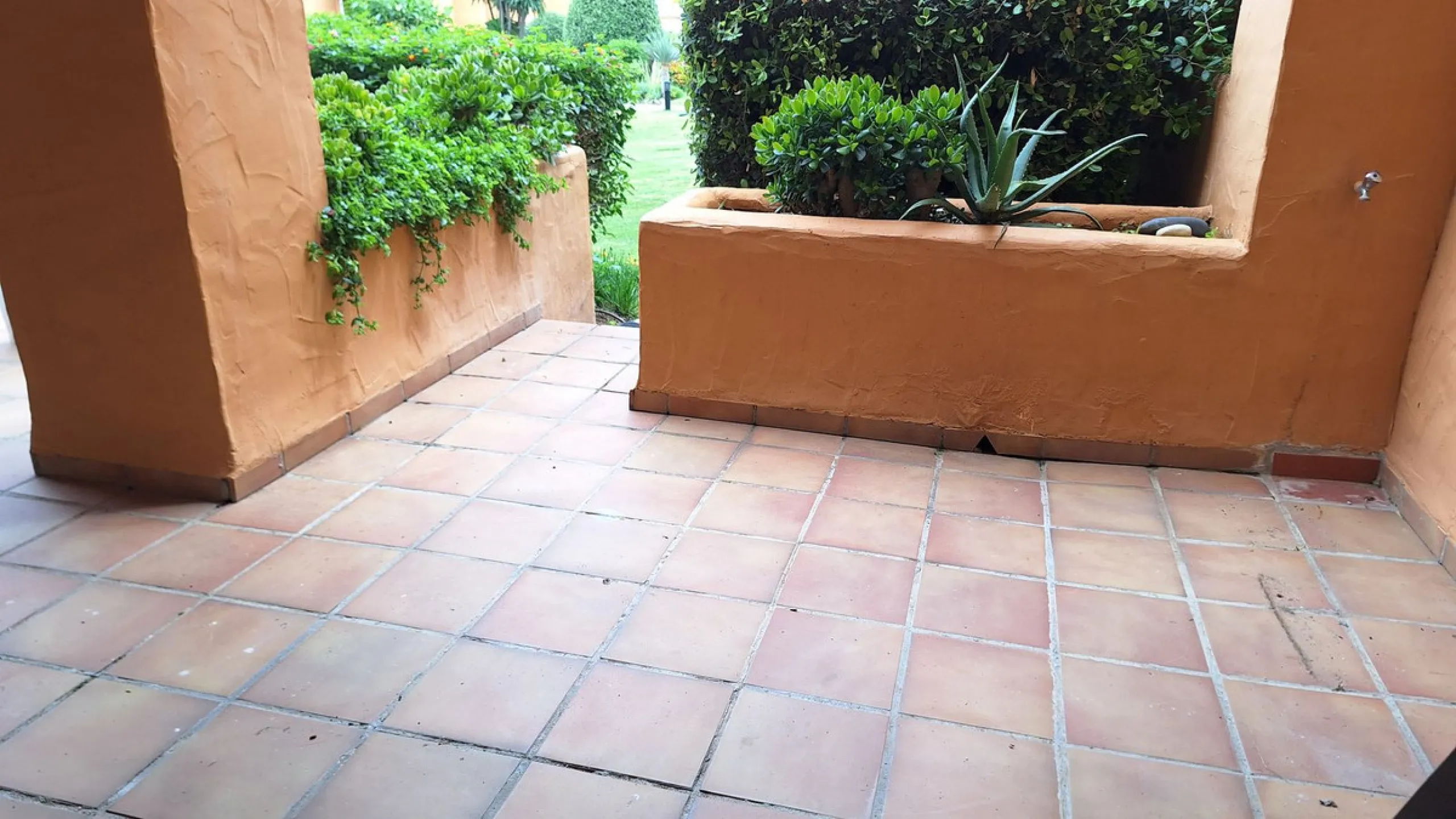 Ground Floor Apartment, La Duquesa, Costa del Sol.