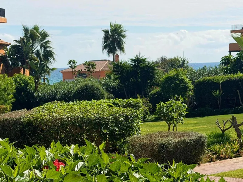 Ground Floor Apartment, La Duquesa, Costa del Sol.