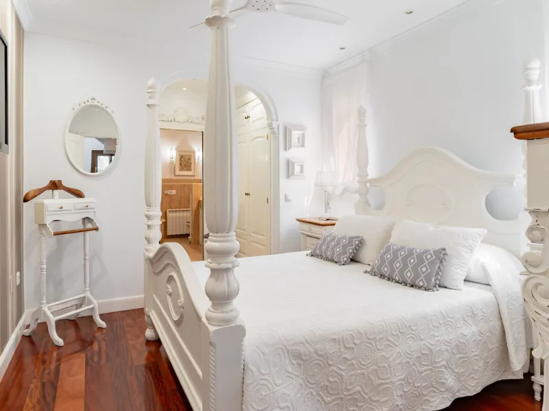 Mediterranean villa with independent studio, extra plot and authentic Andalusian charm!