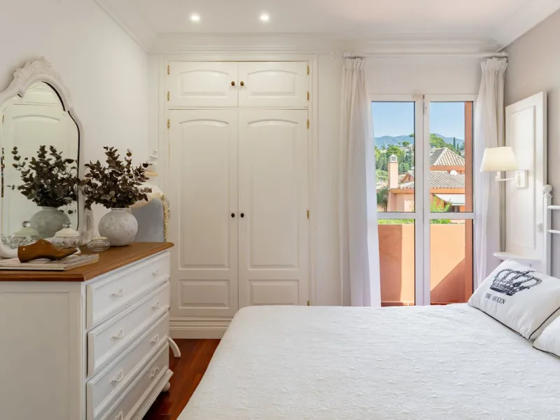 Mediterranean villa with independent studio, extra plot and authentic Andalusian charm!