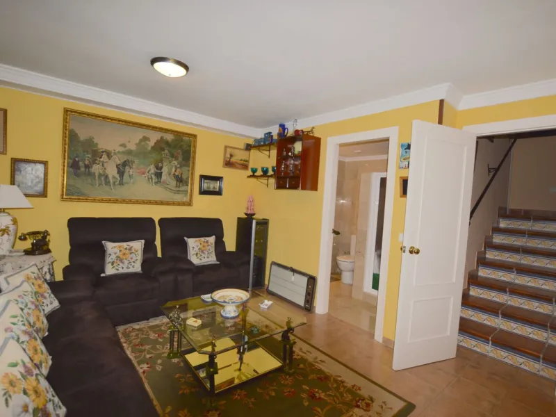 Mediterranean-Style Townhouse with Breathtaking Sea Views in Altos de Los Monteros