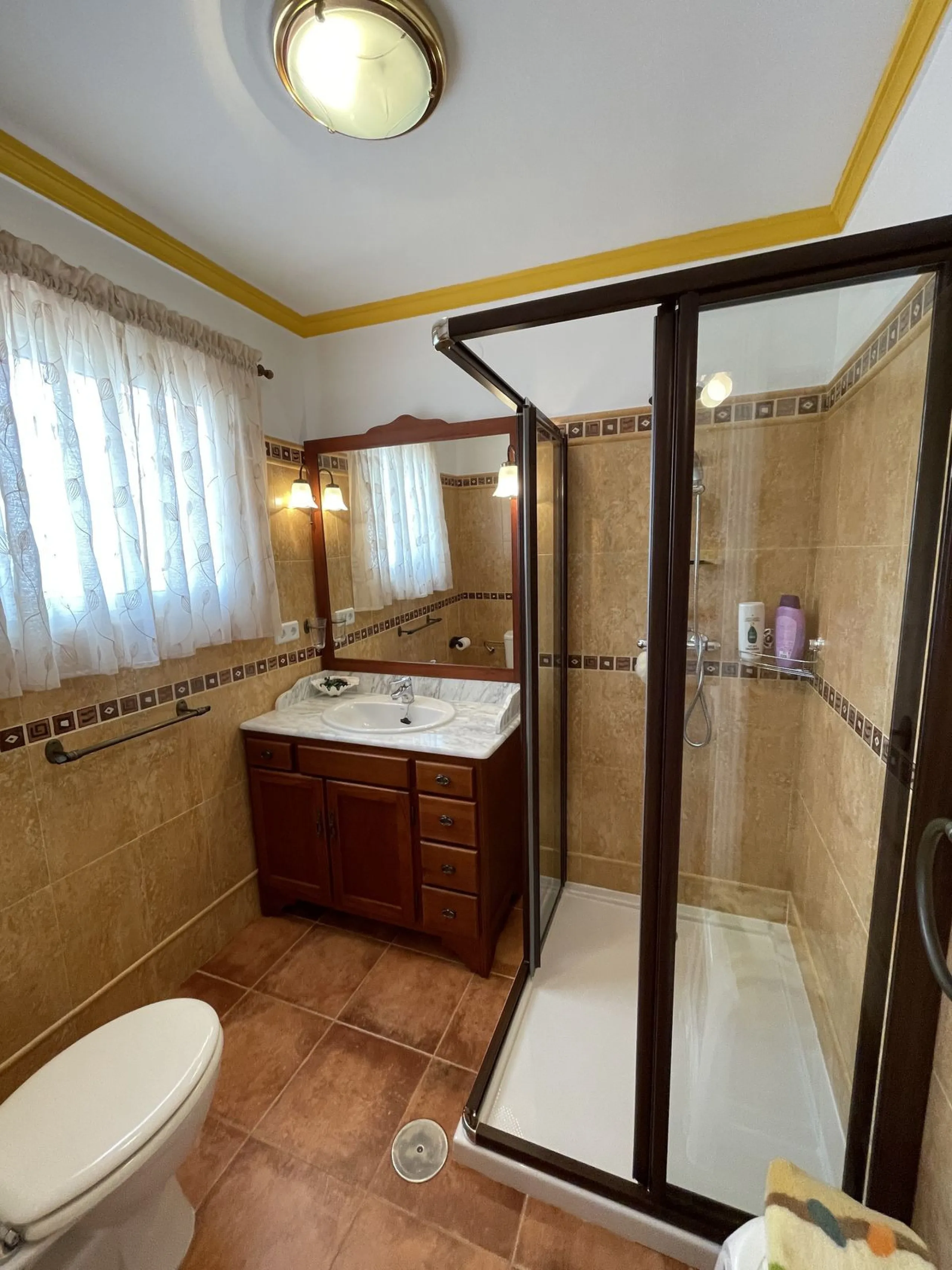 Mediterranean-Style Townhouse with Breathtaking Sea Views in Altos de Los Monteros