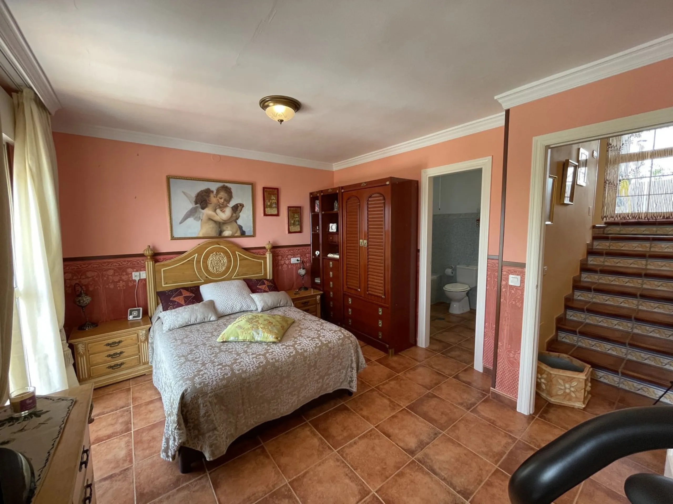 Mediterranean-Style Townhouse with Breathtaking Sea Views in Altos de Los Monteros