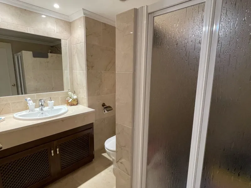 Mediterranean-Style Townhouse with Breathtaking Sea Views in Altos de Los Monteros