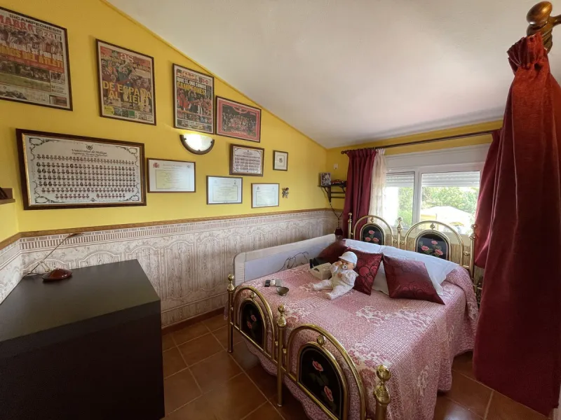 Mediterranean-Style Townhouse with Breathtaking Sea Views in Altos de Los Monteros