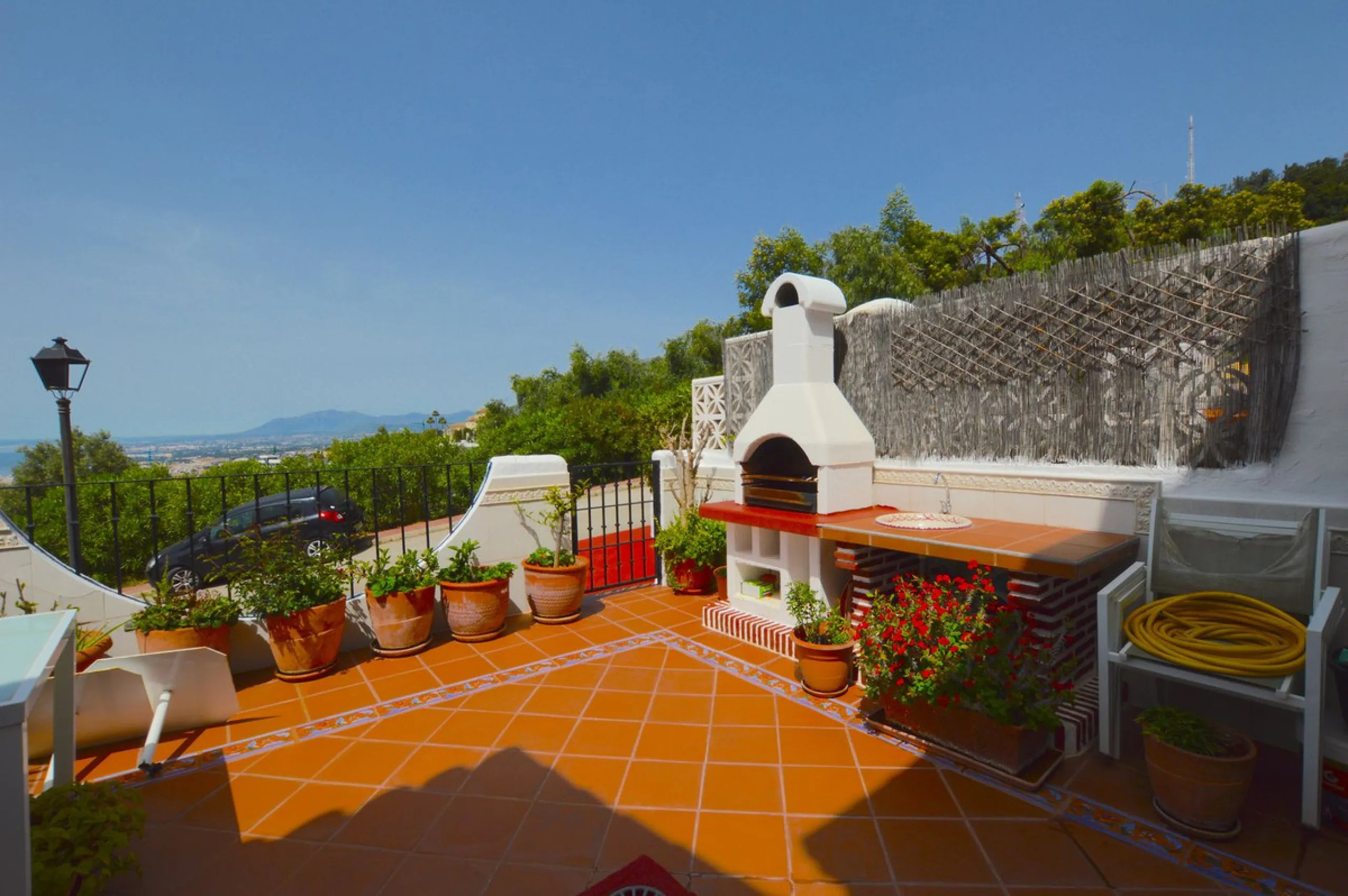 Mediterranean-Style Townhouse with Breathtaking Sea Views in Altos de Los Monteros
