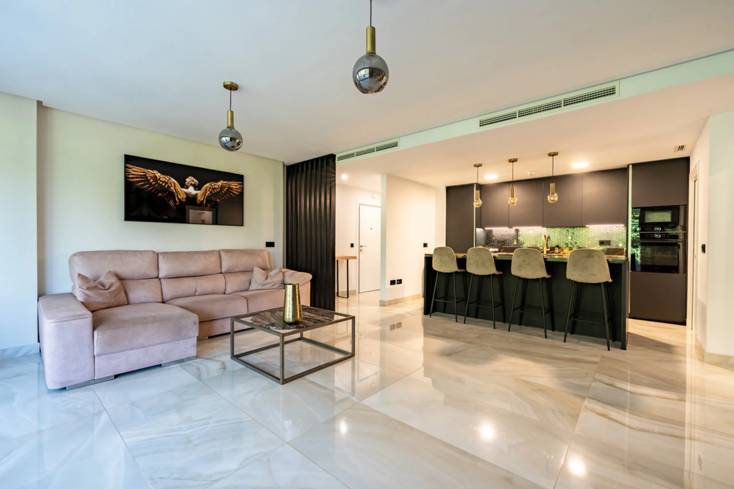 Welcome to this stunning property in the exclusive urbanization of La Alborada Homes in Benahavís. Completely renovated in 2022, this stylish apartment blends modern luxury, comfort, and a prime location with rental license already in place