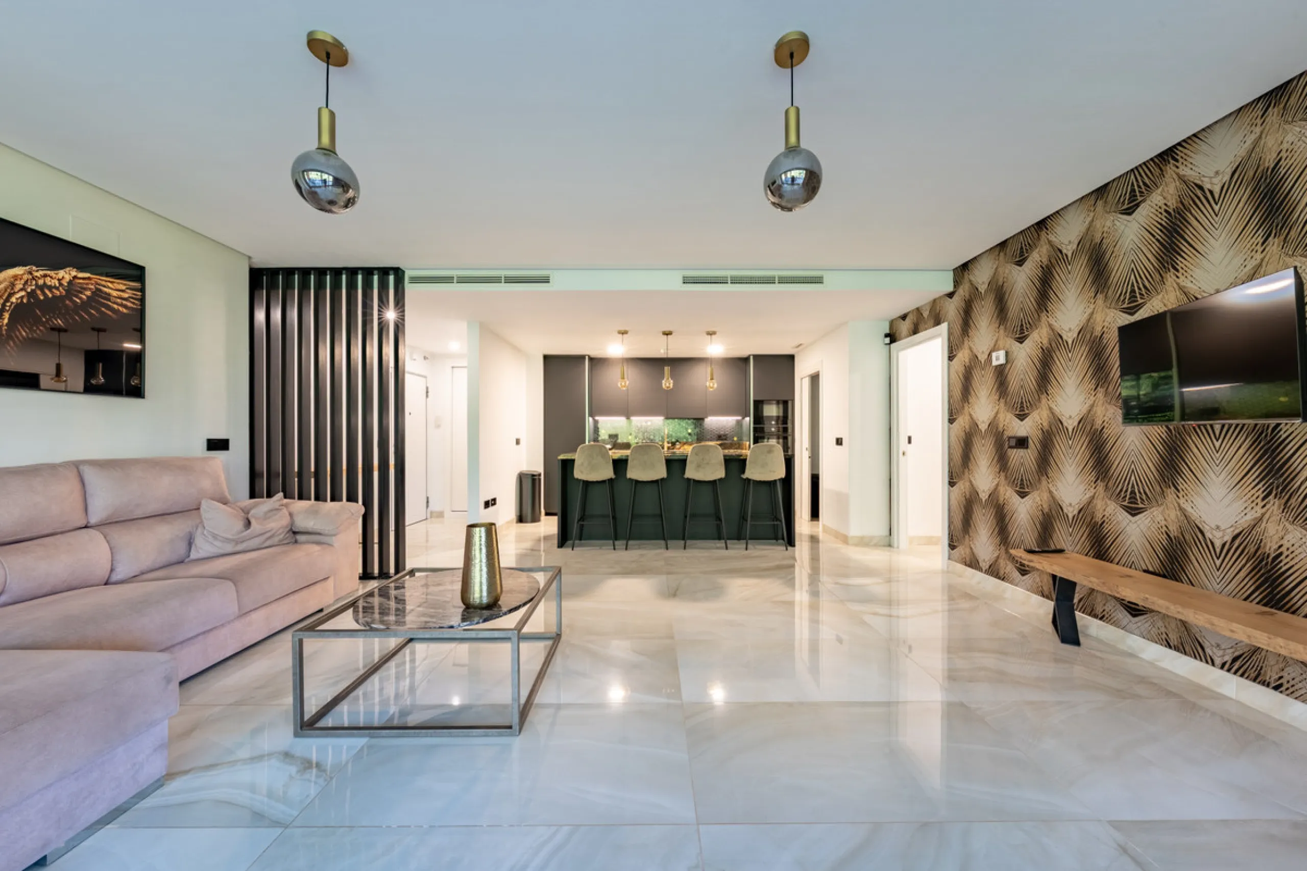 Welcome to this stunning property in the exclusive urbanization of La Alborada Homes in Benahavís. Completely renovated in 2022, this stylish apartment blends modern luxury, comfort, and a prime location with rental license already in place