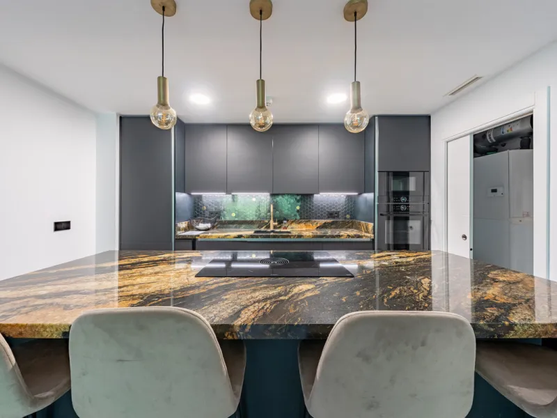 Welcome to this stunning property in the exclusive urbanization of La Alborada Homes in Benahavís. Completely renovated in 2022, this stylish apartment blends modern luxury, comfort, and a prime location with rental license already in place
