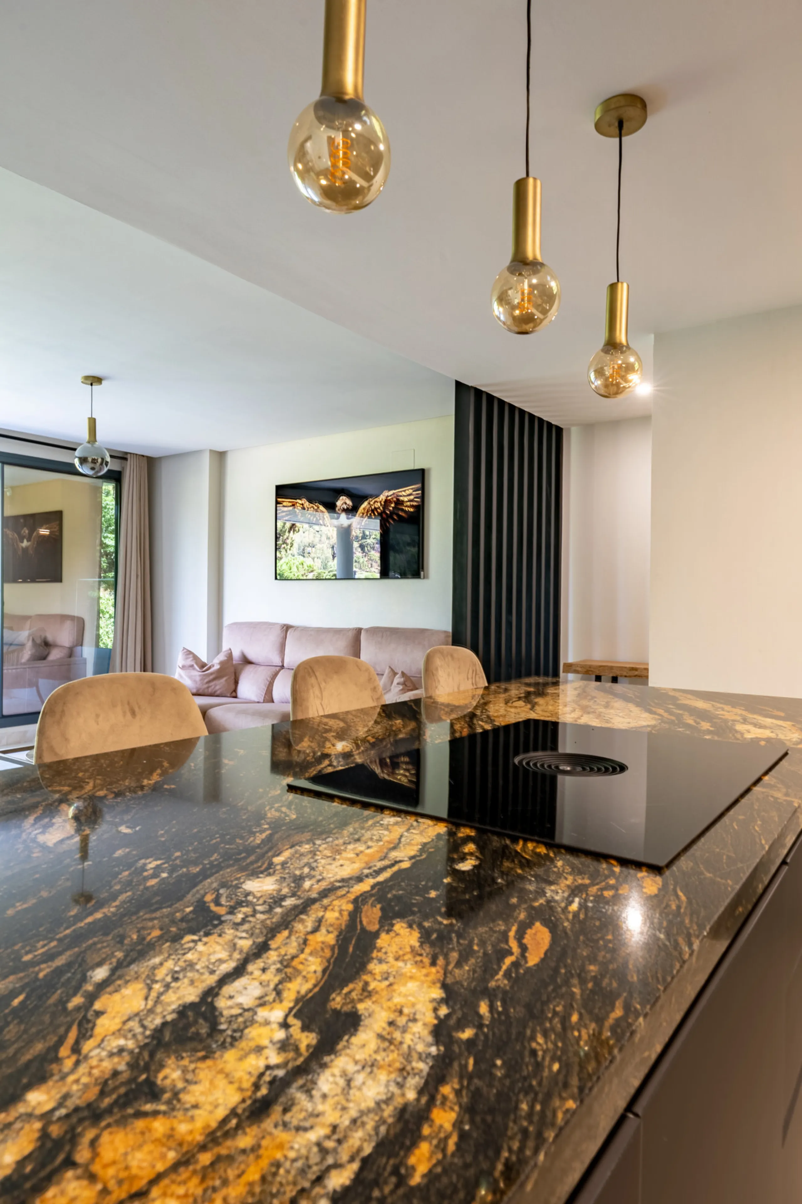 Welcome to this stunning property in the exclusive urbanization of La Alborada Homes in Benahavís. Completely renovated in 2022, this stylish apartment blends modern luxury, comfort, and a prime location with rental license already in place