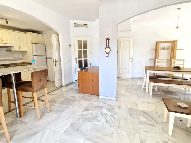 Апартамент средний этаж, Fuengirola, Costa del Sol