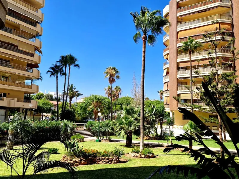 Апартамент средний этаж, Fuengirola, Costa del Sol