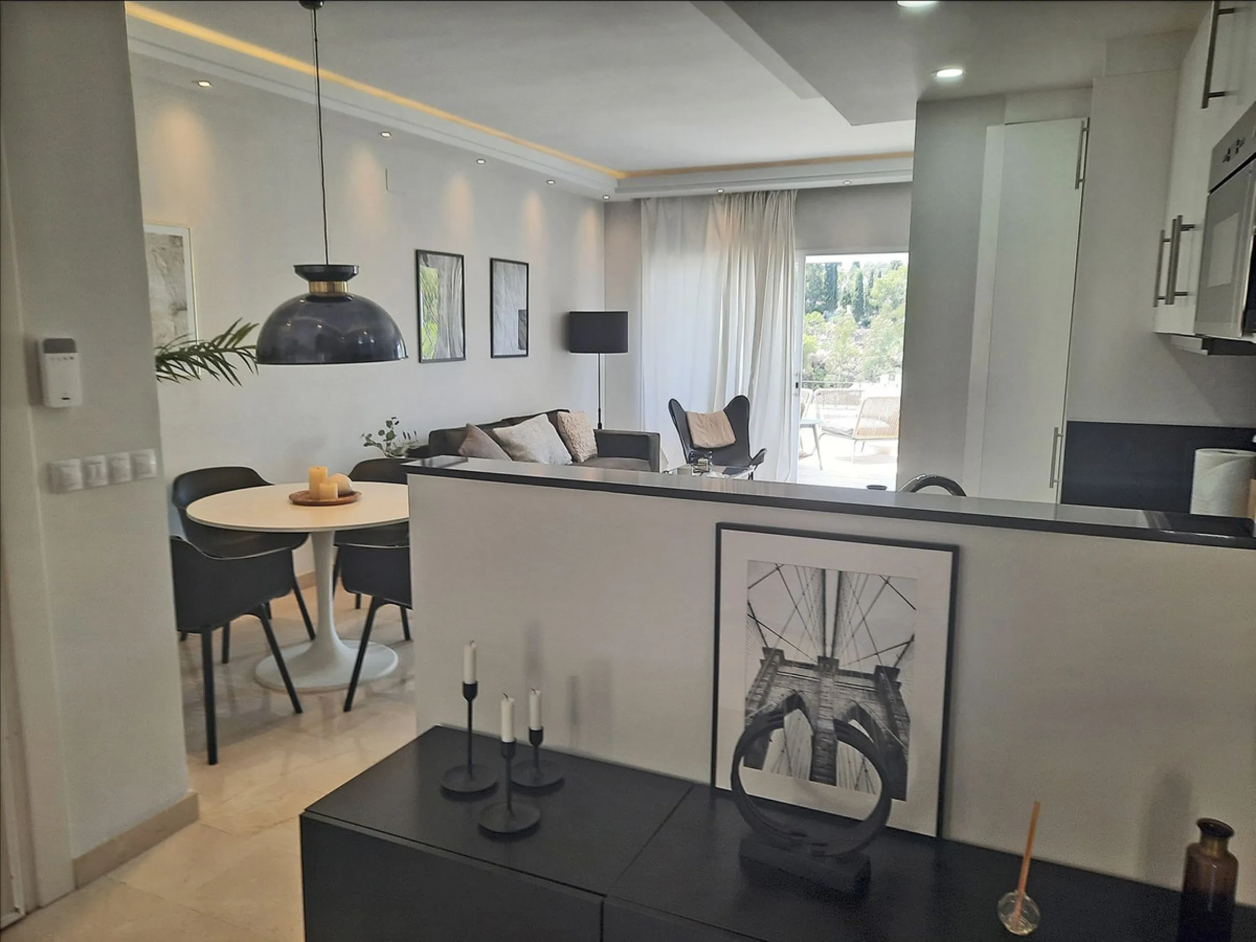 Stunning Penthouse with Golf Course Views in La Quinta