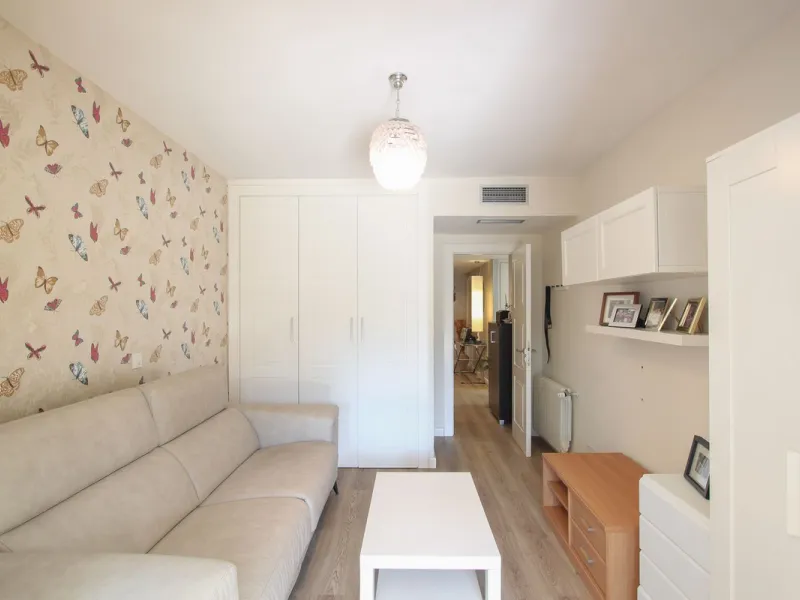 Apartment - Ground Floor Apartment в продаже в Marbella, Málaga. В доме 3 спален и 2 ванных комнат. Площадь дома 166 м²
