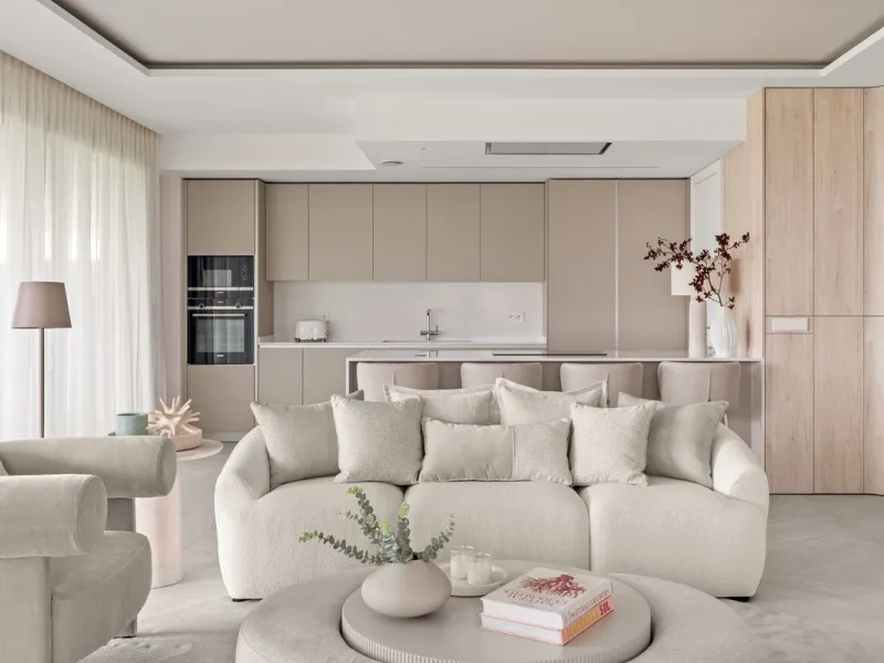 Exclusive apartment in Santa Clara Golf with unbeatable sea and golf views.