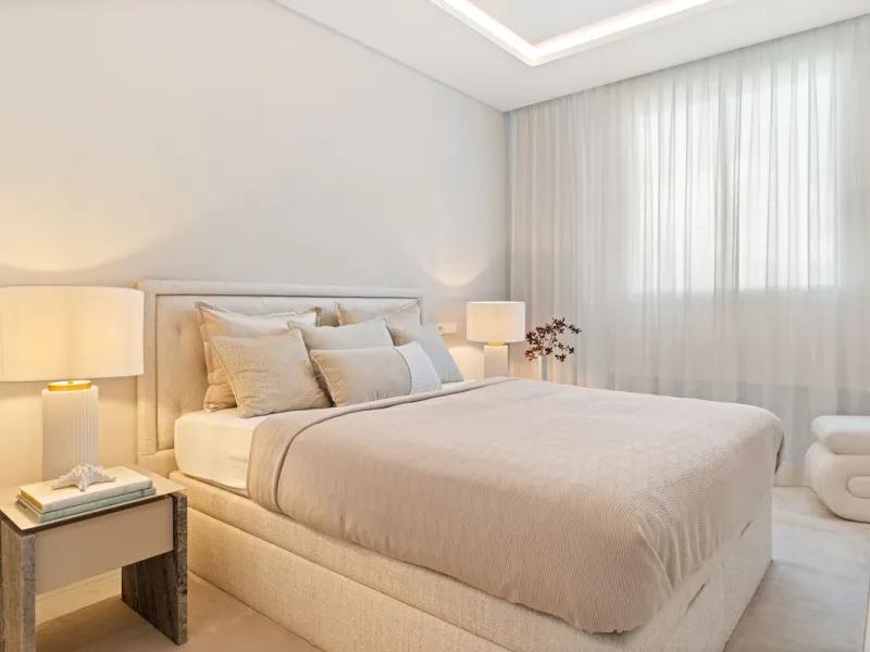 Exclusive apartment in Santa Clara Golf with unbeatable sea and golf views.