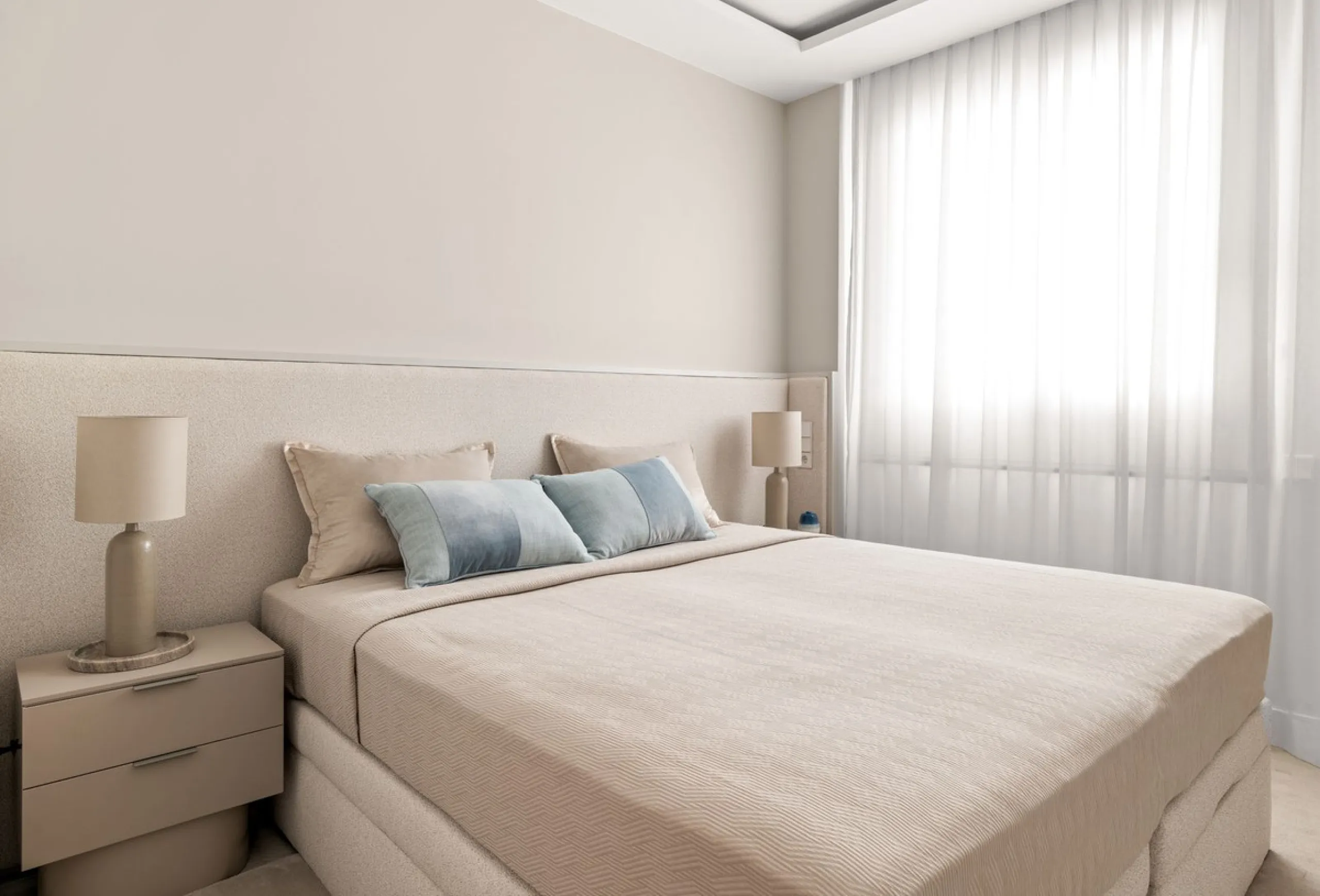 Exclusive apartment in Santa Clara Golf with unbeatable sea and golf views.