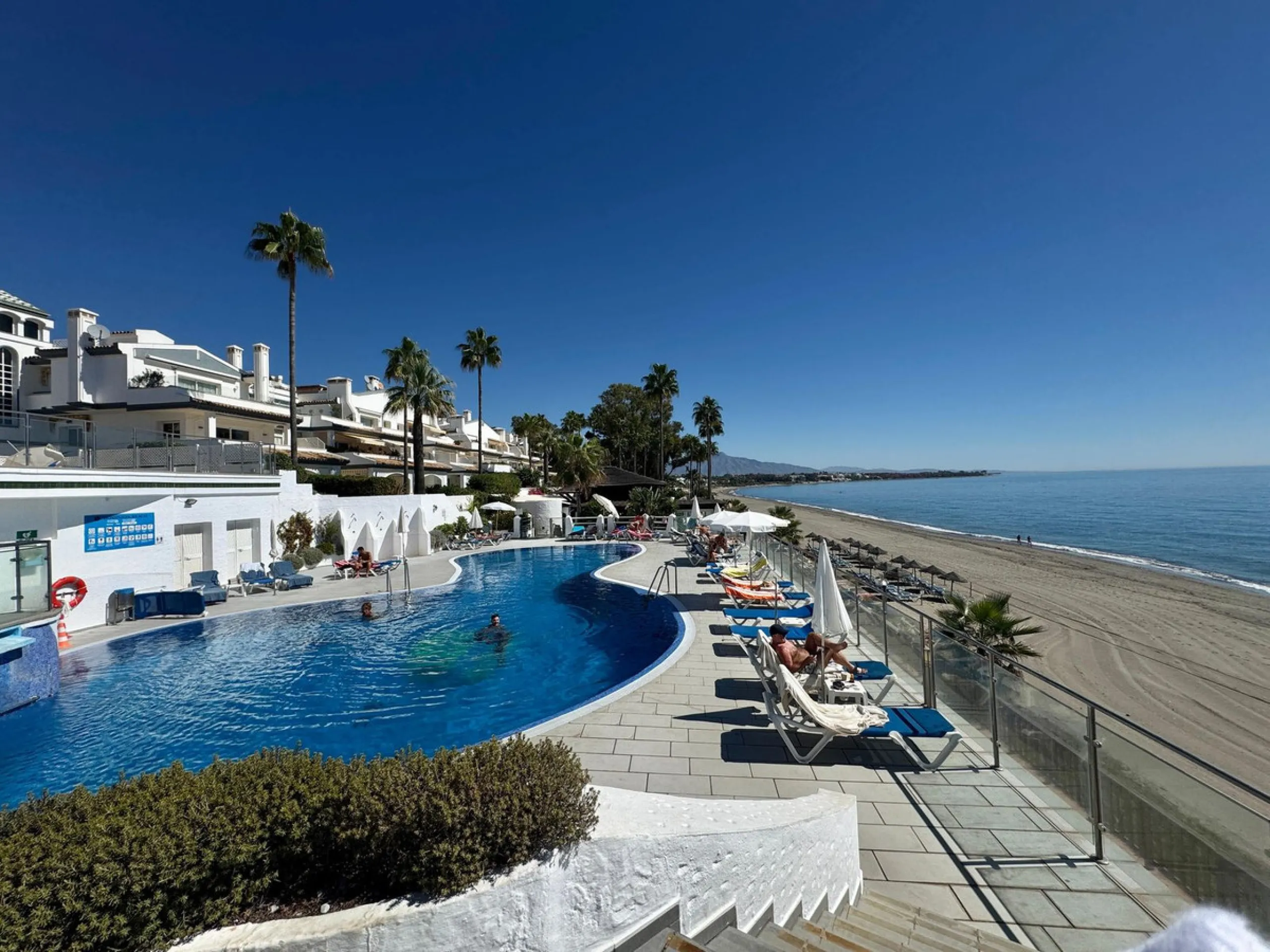Beachfront Duplex Penthouse in Dominion Beach