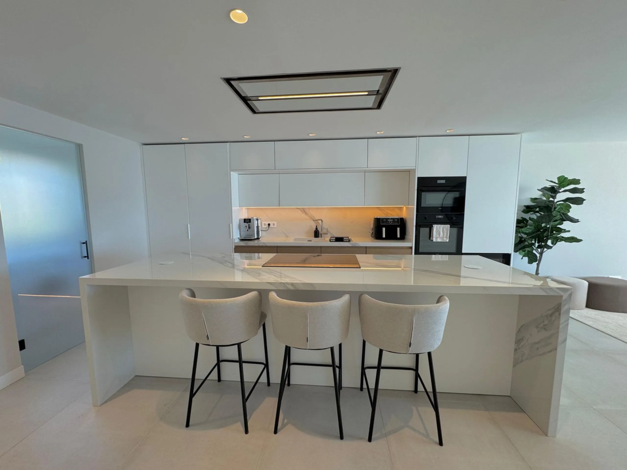 Beachfront Duplex Penthouse in Dominion Beach