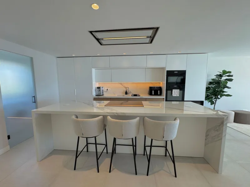 Beachfront Duplex Penthouse in Dominion Beach