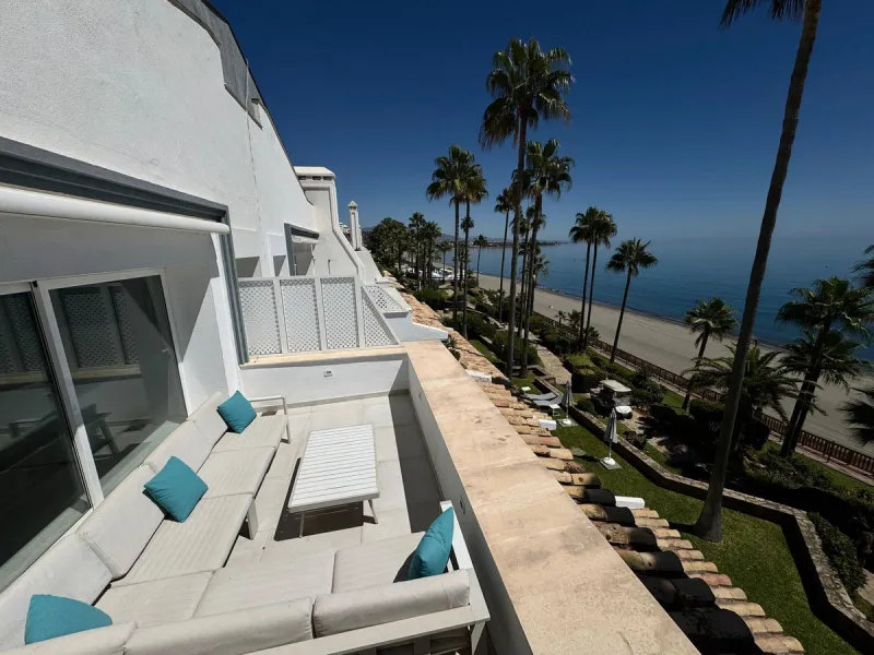 Beachfront Duplex Penthouse in Dominion Beach