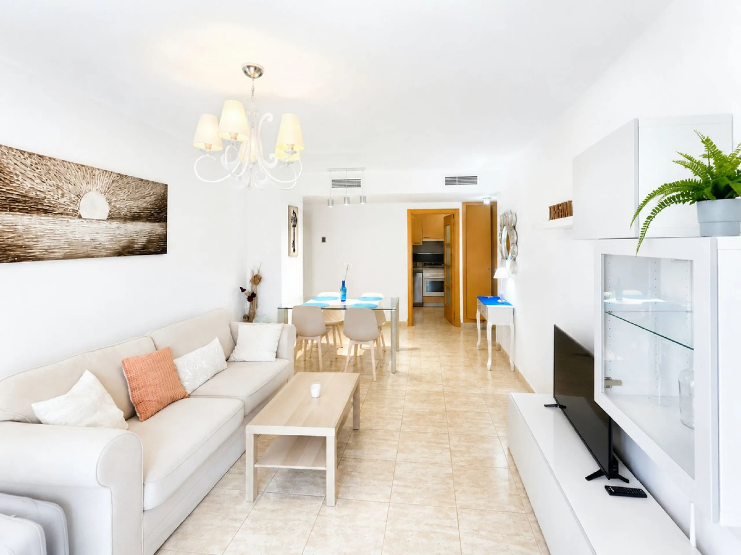 Elegance, Light and a Prime Location in Estepona