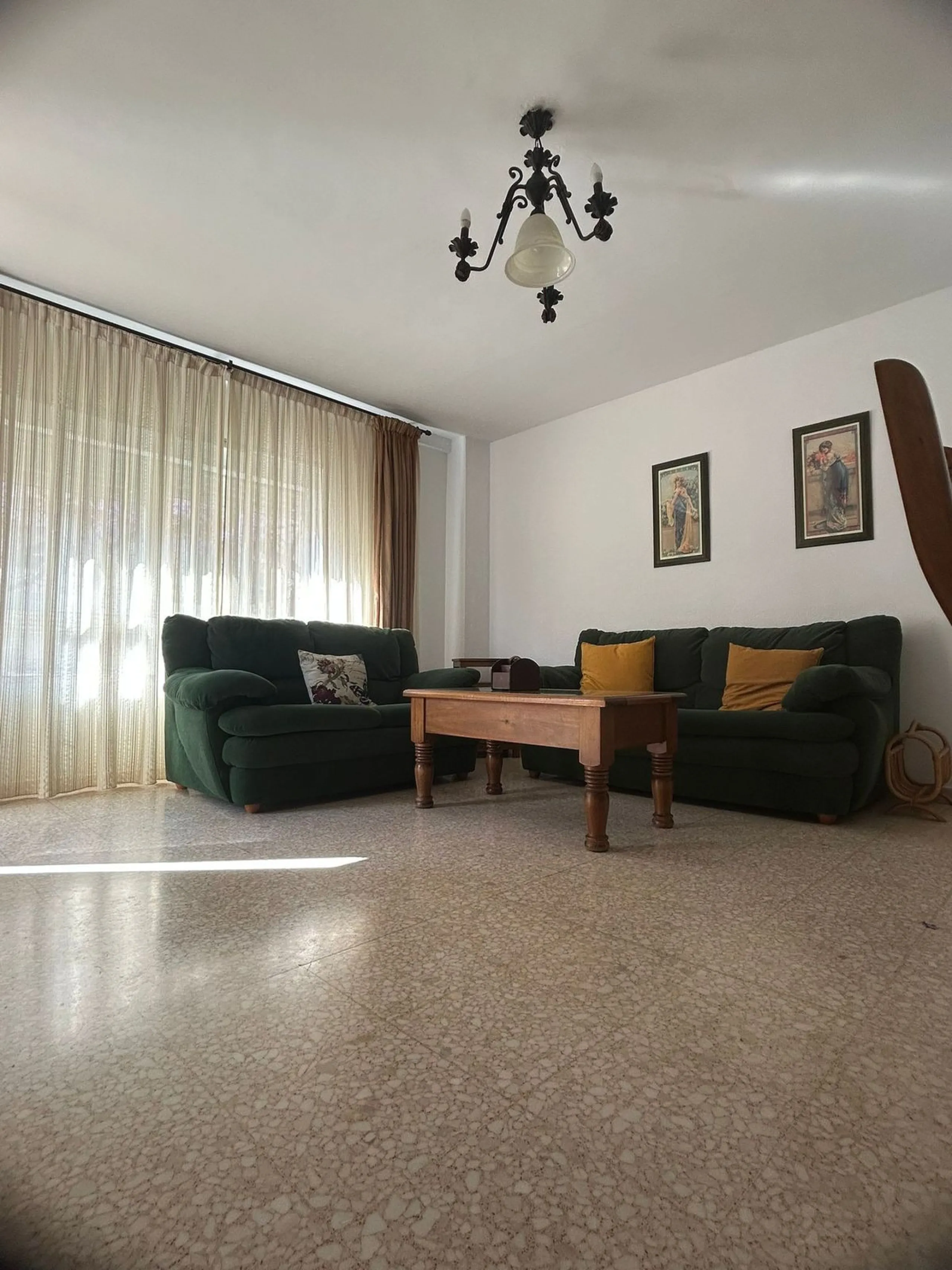 Discover your new home in Estepona! This wonderful apartment in the Tres Banderas development is the perfect opportunity to enjoy life near the beach. Just a five-minute walk from the coast, this bright first-floor apartment features four spacious bedroom