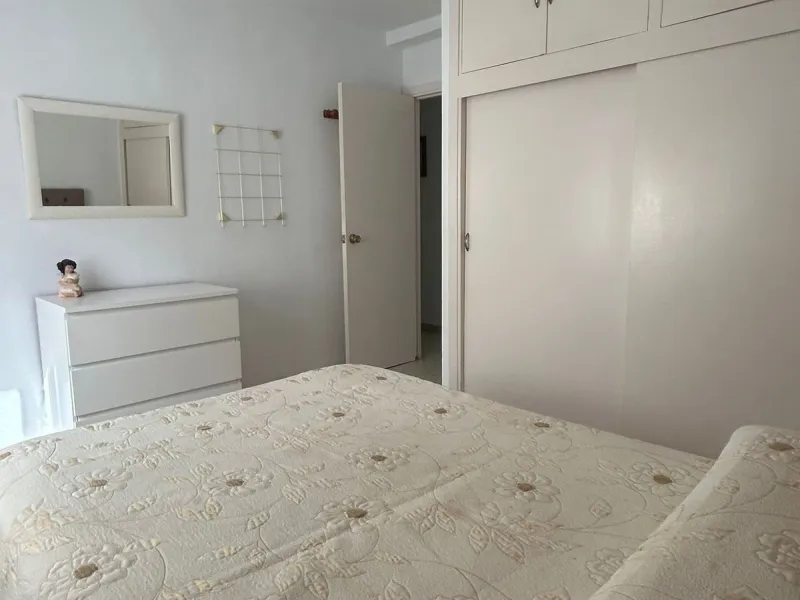 Discover your new home in Estepona! This wonderful apartment in the Tres Banderas development is the perfect opportunity to enjoy life near the beach. Just a five-minute walk from the coast, this bright first-floor apartment features four spacious bedroom