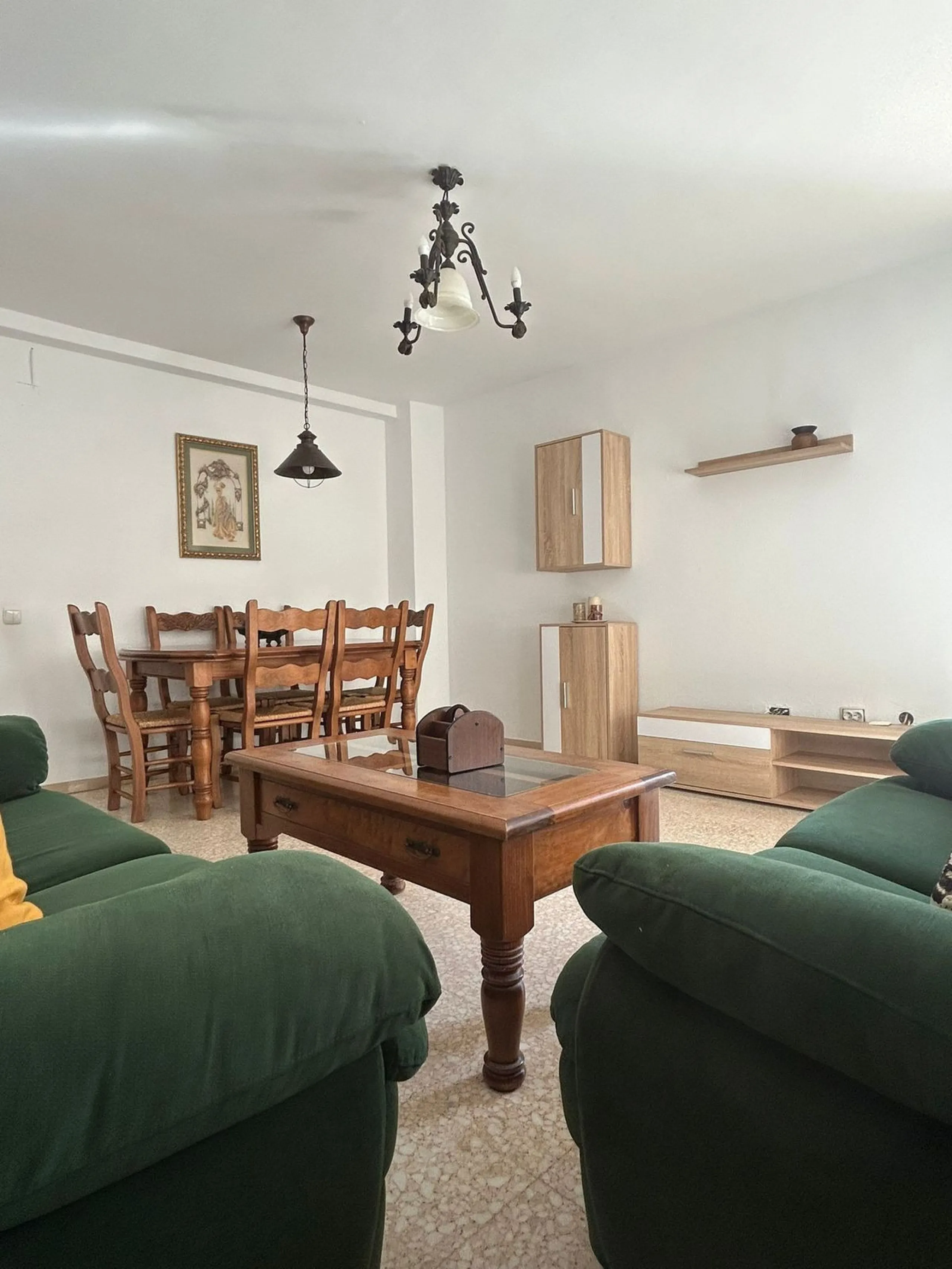 Discover your new home in Estepona! This wonderful apartment in the Tres Banderas development is the perfect opportunity to enjoy life near the beach. Just a five-minute walk from the coast, this bright first-floor apartment features four spacious bedroom