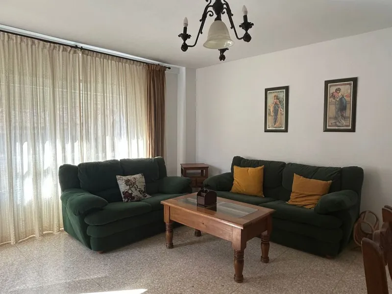 Discover your new home in Estepona! This wonderful apartment in the Tres Banderas development is the perfect opportunity to enjoy life near the beach. Just a five-minute walk from the coast, this bright first-floor apartment features four spacious bedroom